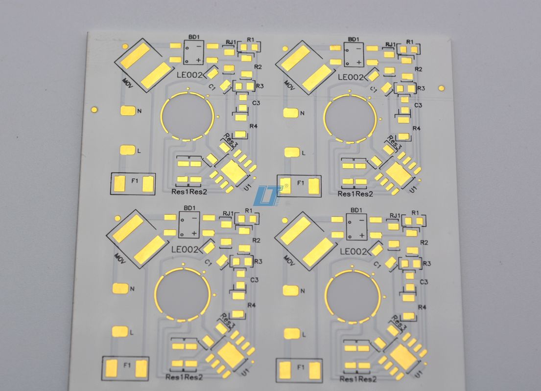 المقاومة القوية الحجم 2mm ~ 200mm لوح PCB السيراميكي AL2O3 ALN قناع اللحام الأسود