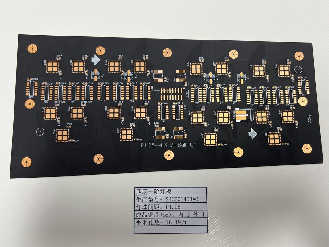 شاشة LED P1.25 4L 1 + N + 1 HDI خاصة لوحة PCB مع 0.15mm الحد الأدنى لحجم الثقب لتطبيقات مصباح المقبس