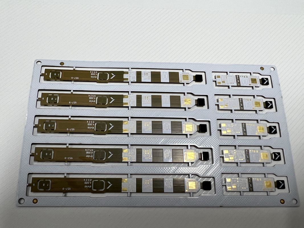 حرة من الرصاص HASL سطح التشطيب PCB مرنة صلبة متانة وأداء متفوق