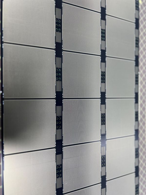 4L1 + N + 1 Ultra Thin PCB ذو الكثافة العالية التصاميم الإلكترونية المعقدة HDI PCB النموذج الأول